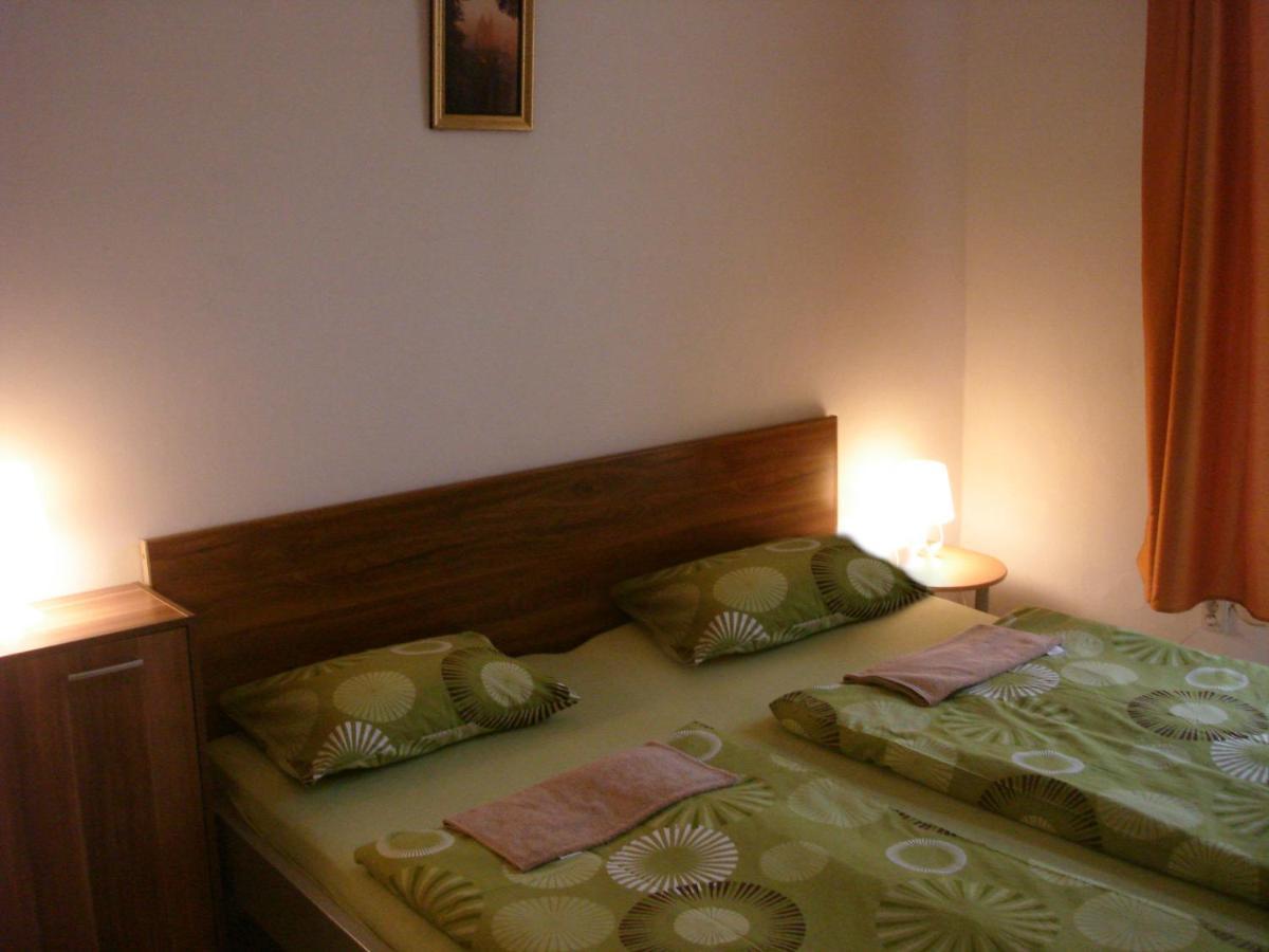 Easy Journey Apartments Praha Bagian luar foto