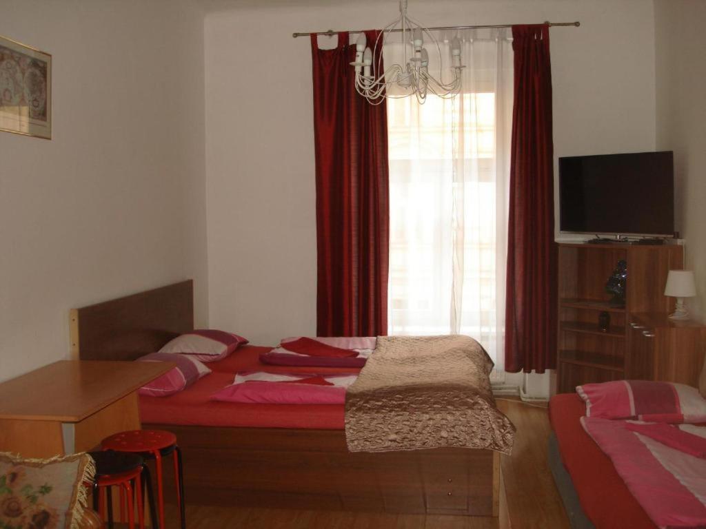 Easy Journey Apartments Praha Bagian luar foto