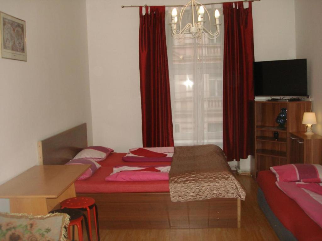 Easy Journey Apartments Praha Bagian luar foto